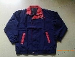 專業(yè)定制，彰顯企業(yè)風(fēng)采——全方位解析風(fēng)衣、廣告服、工作服、制服、工衣及普通工裝廠服定做